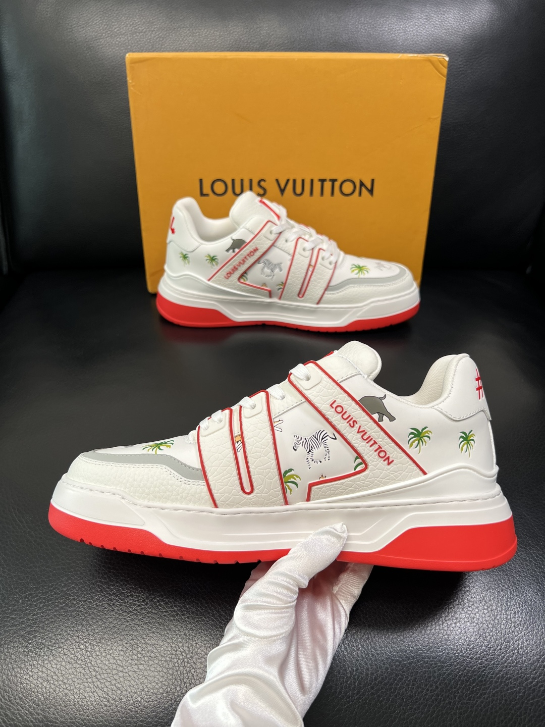 LV